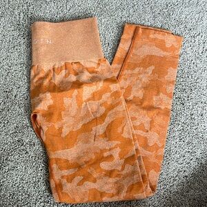 NVGTN: Burnt Orange Cameo Seamless Leggings